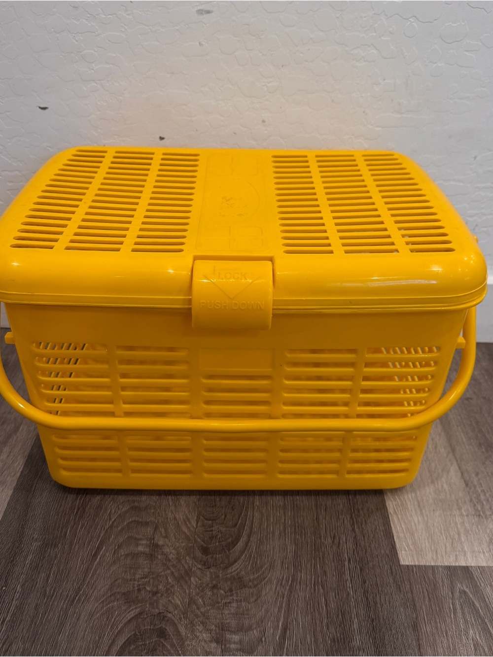Vintage Pioneer Mid Century Picnic Basket Plastic Yellow 808 Storage